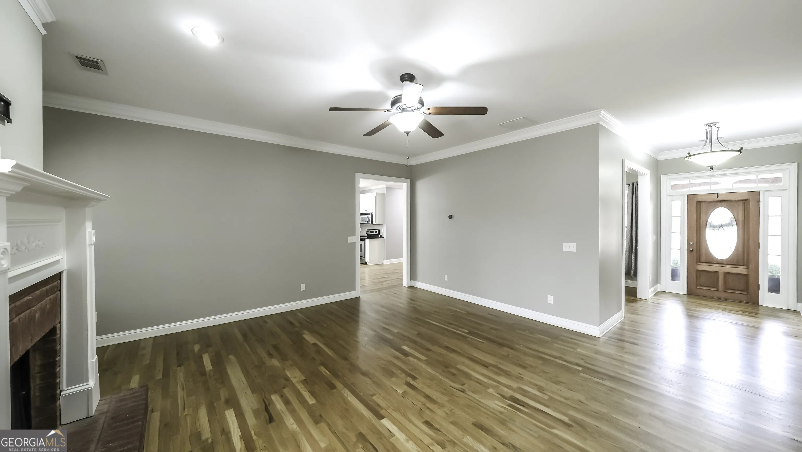 896 Winn Rd — photo 13 of 60