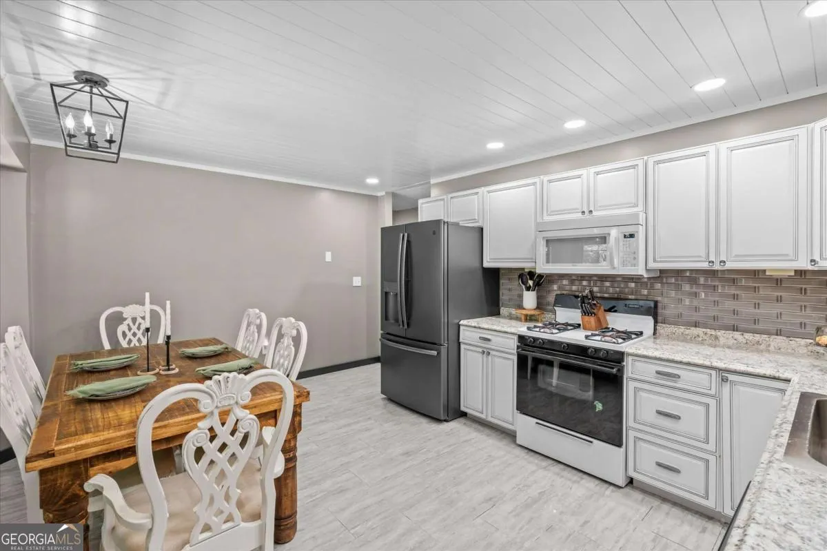 86 Clackum Dr — photo 10 of 49