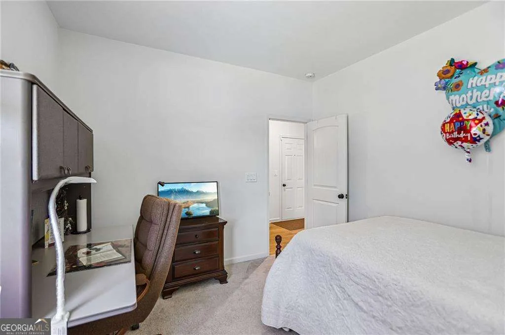 110 Balsam Dr — photo 15 of 28