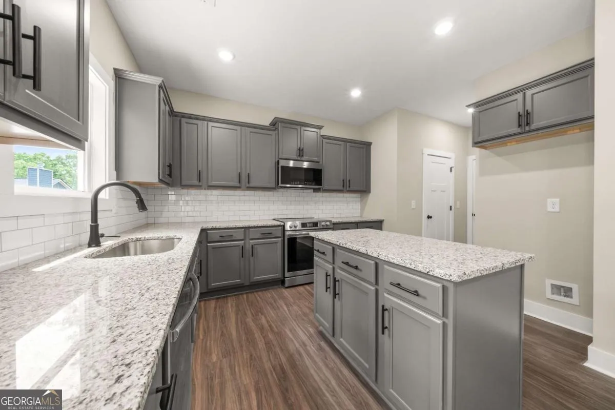 500 Benson Meadows Dr — photo 6 of 35