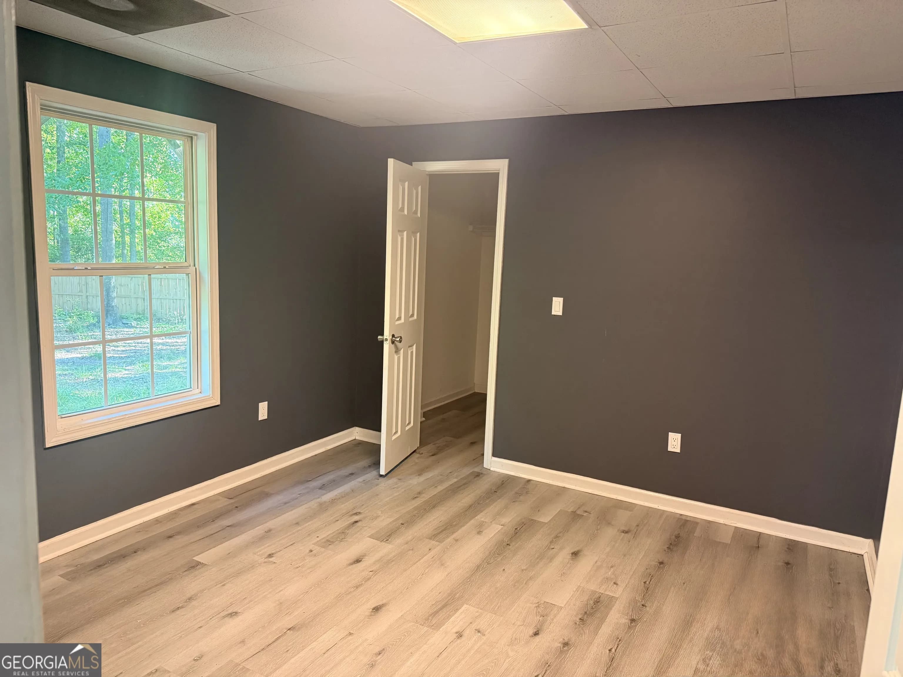 449 Abbey Pl — photo 4 of 15