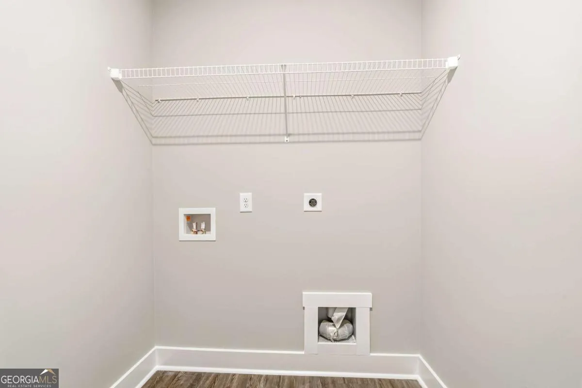 37 Jeffrey Ln — photo 20 of 29