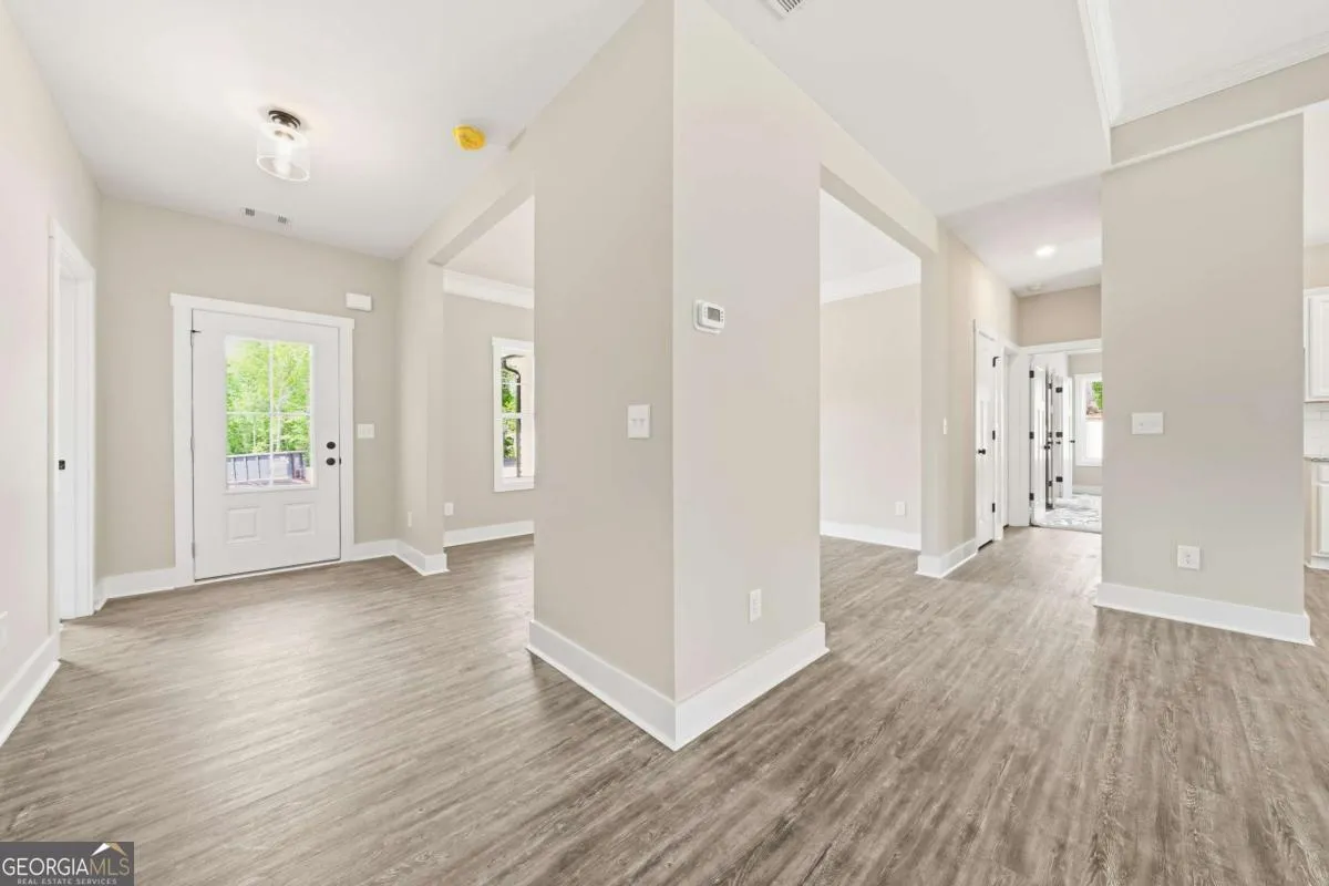 37 Jeffrey Ln — photo 25 of 29