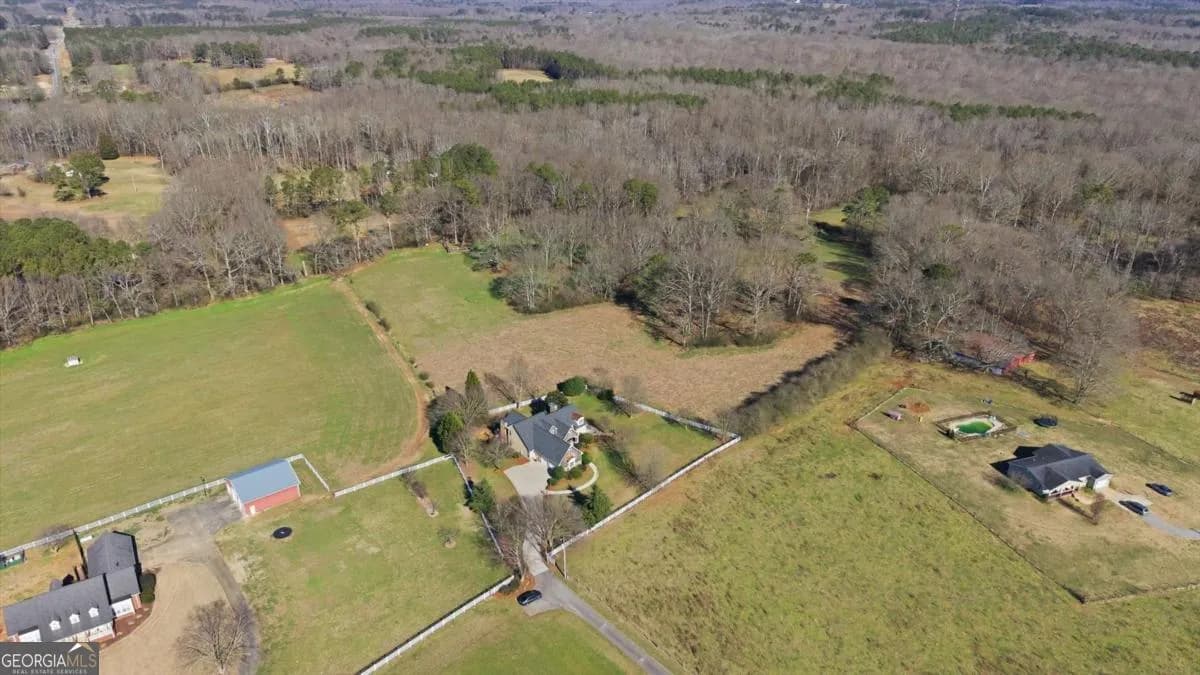 220 Mckenzie Bridge Rd — photo 24 of 69