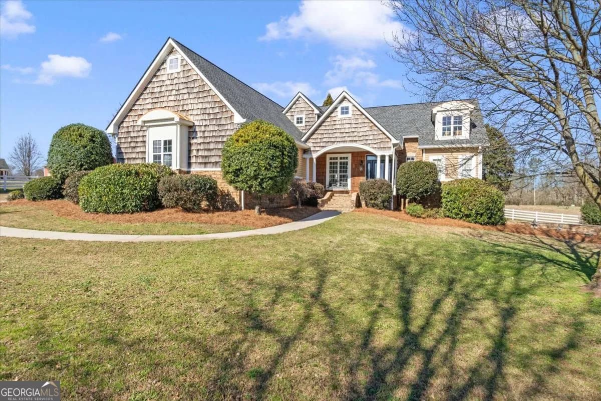 220 Mckenzie Bridge Rd, Carrollton