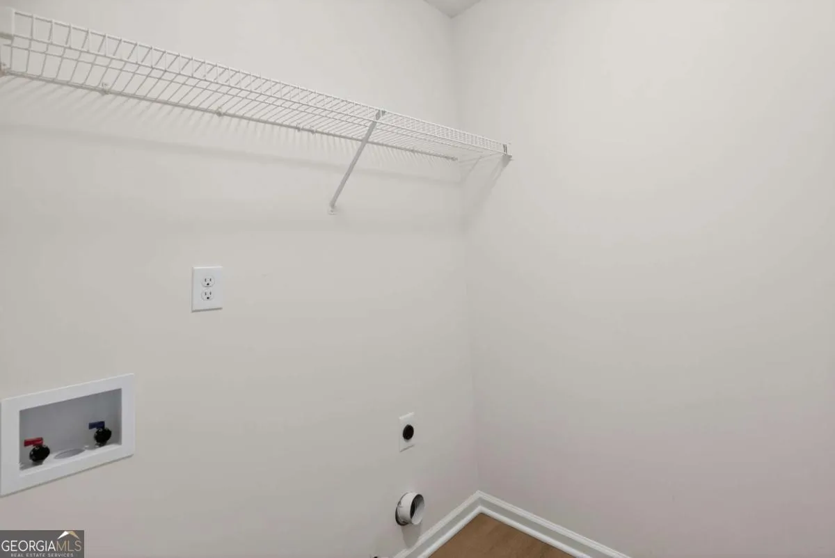 511 Lakeside Dr — photo 22 of 60