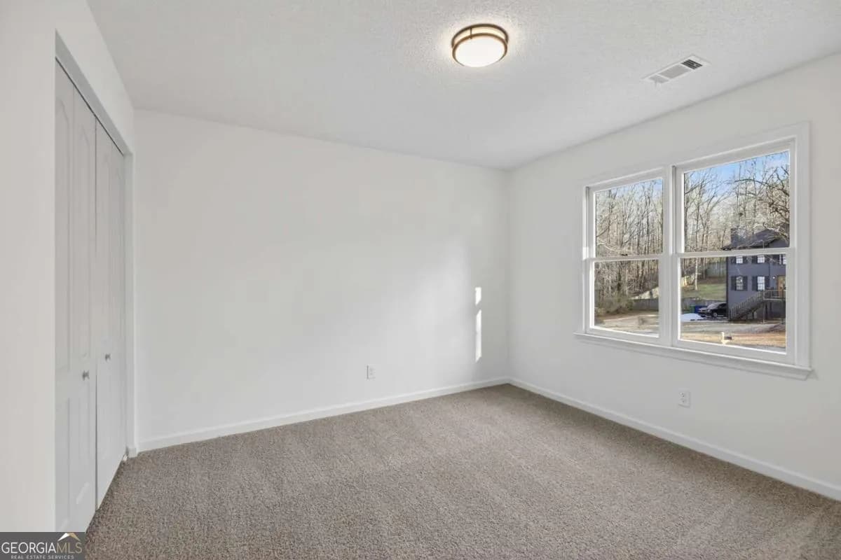 511 Lakeside Dr — photo 20 of 60