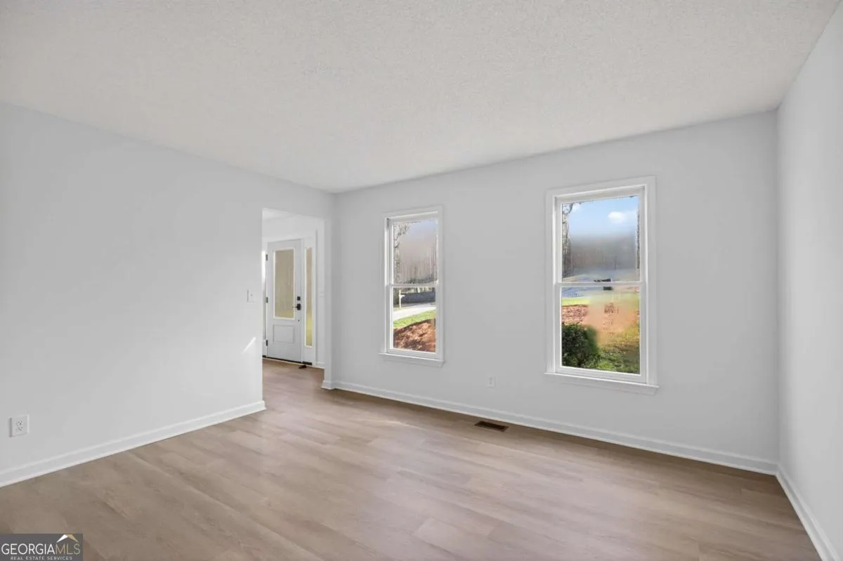 511 Lakeside Dr — photo 24 of 60
