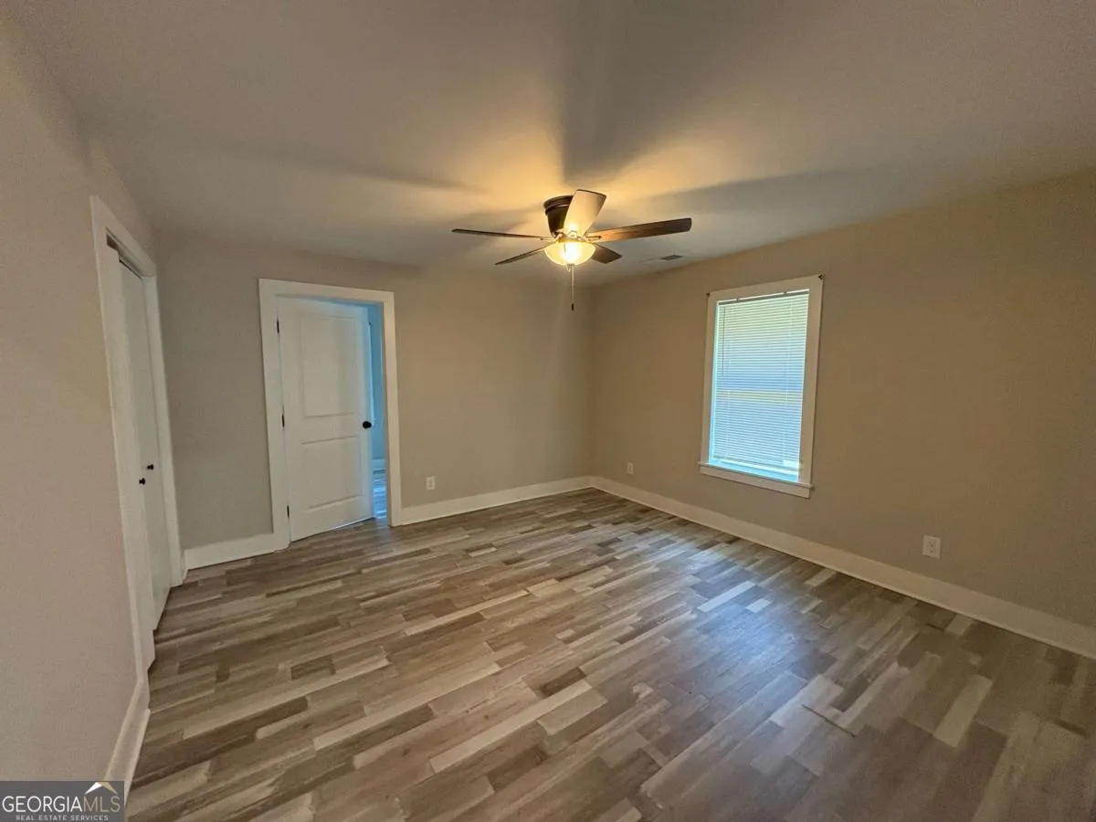 9549 Highway 166 — photo 9 of 13