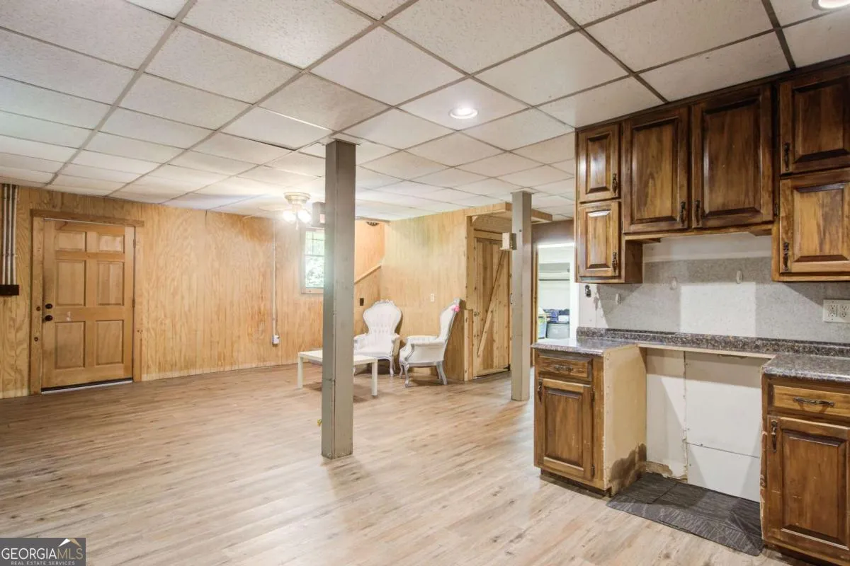 8176 E Highway 5 — photo 17 of 36