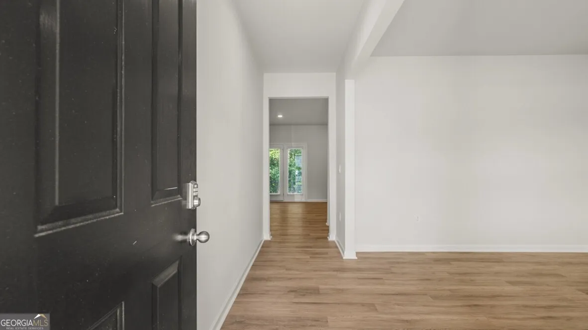112 Glenrise Dr — photo 2 of 33