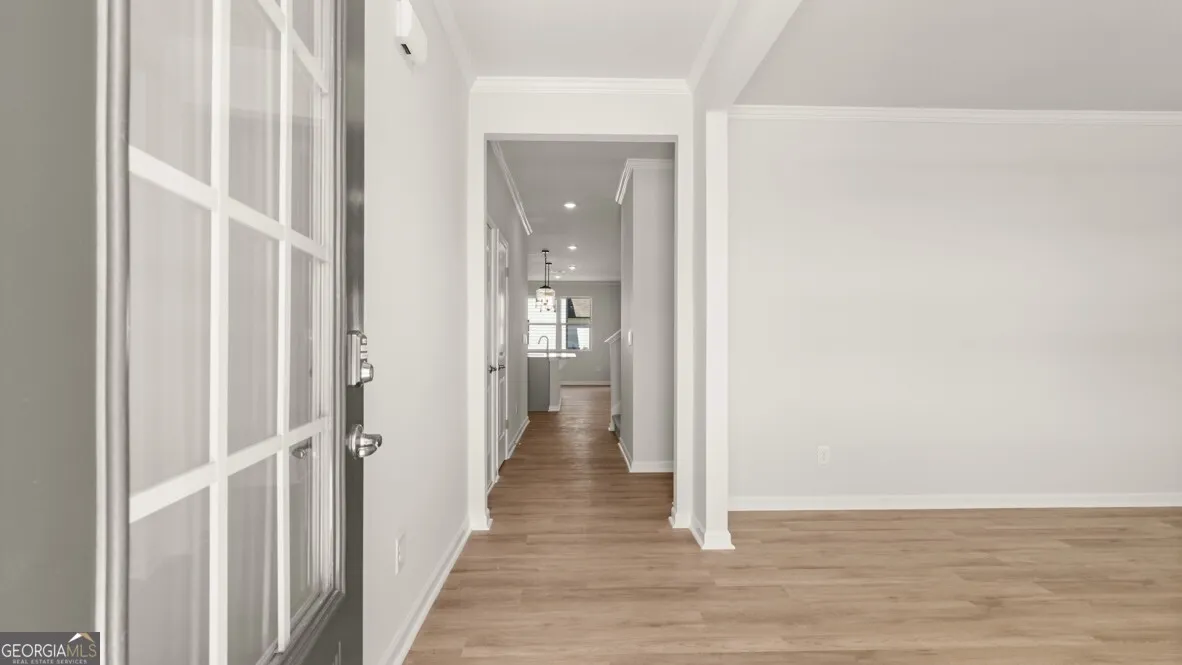 803 Shoreview Trl — photo 2 of 32