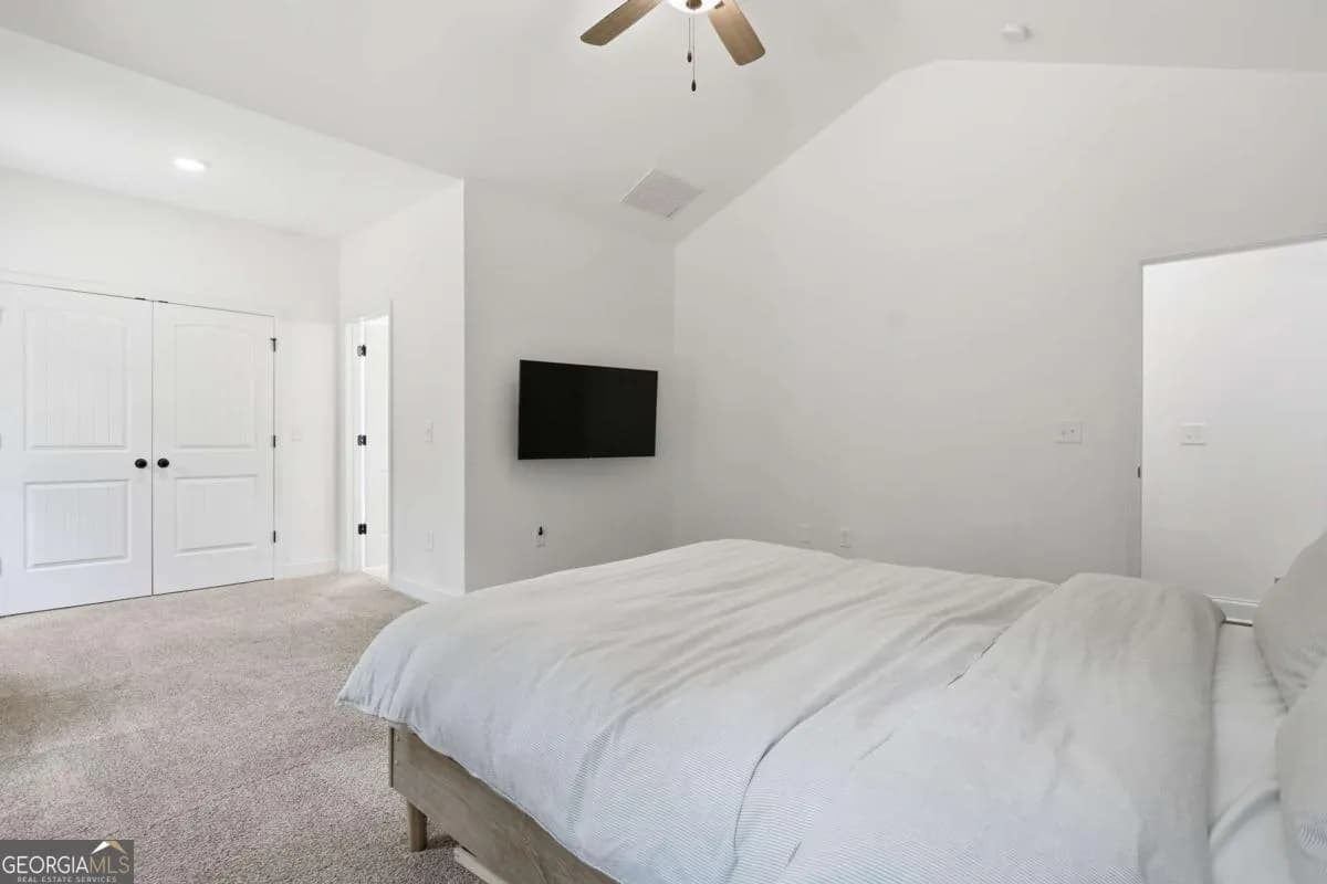 6030 Crowley Dr — photo 15 of 50