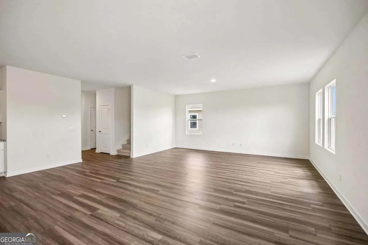 94 Heartland Drive — photo 13 of 20