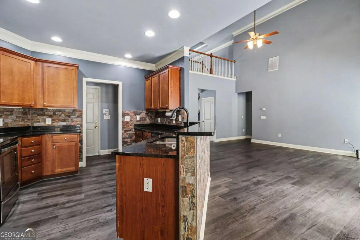 3475 Reynolds Rd — photo 26 of 28