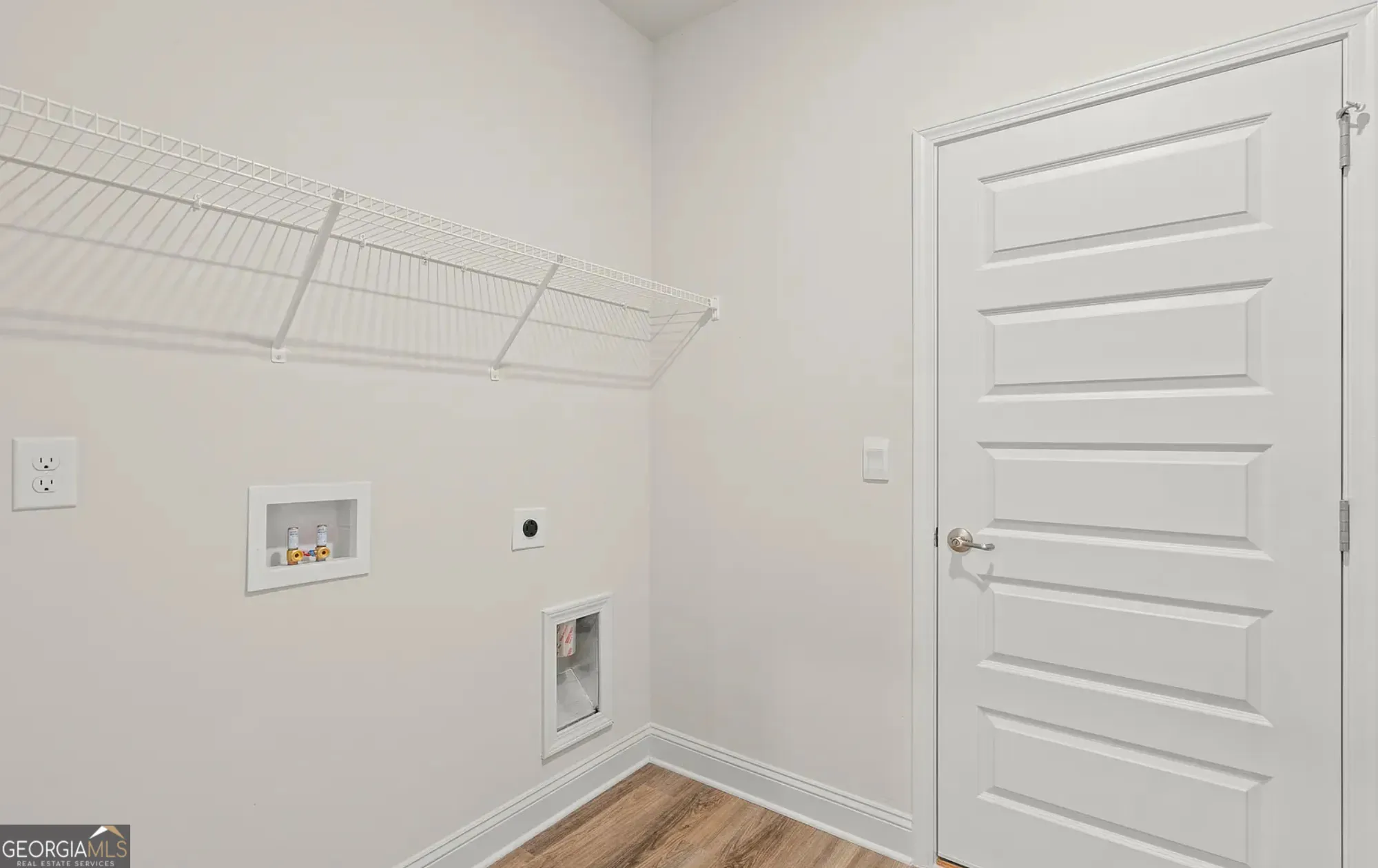102 Laney Dr — photo 11 of 28