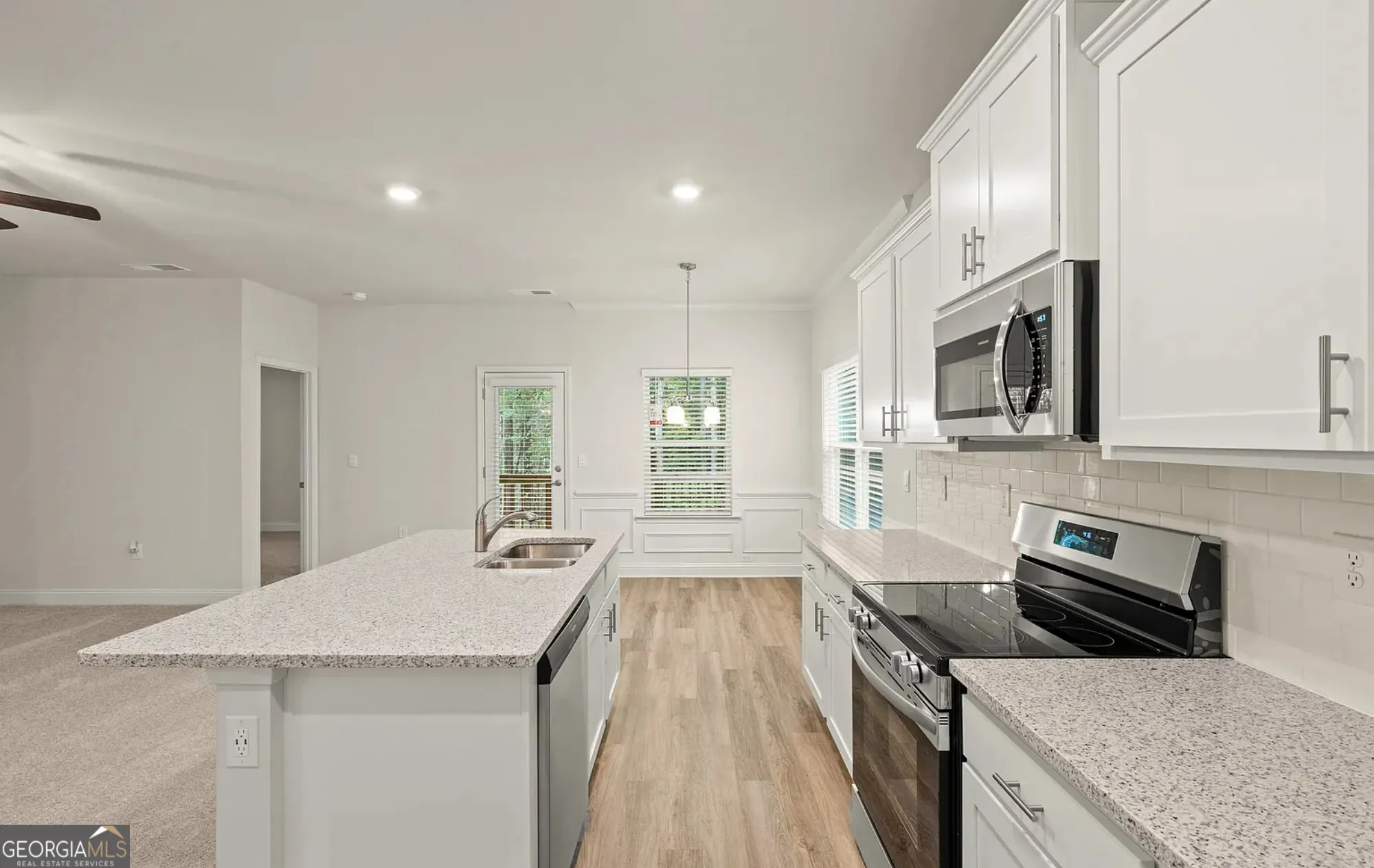 102 Laney Dr — photo 8 of 28
