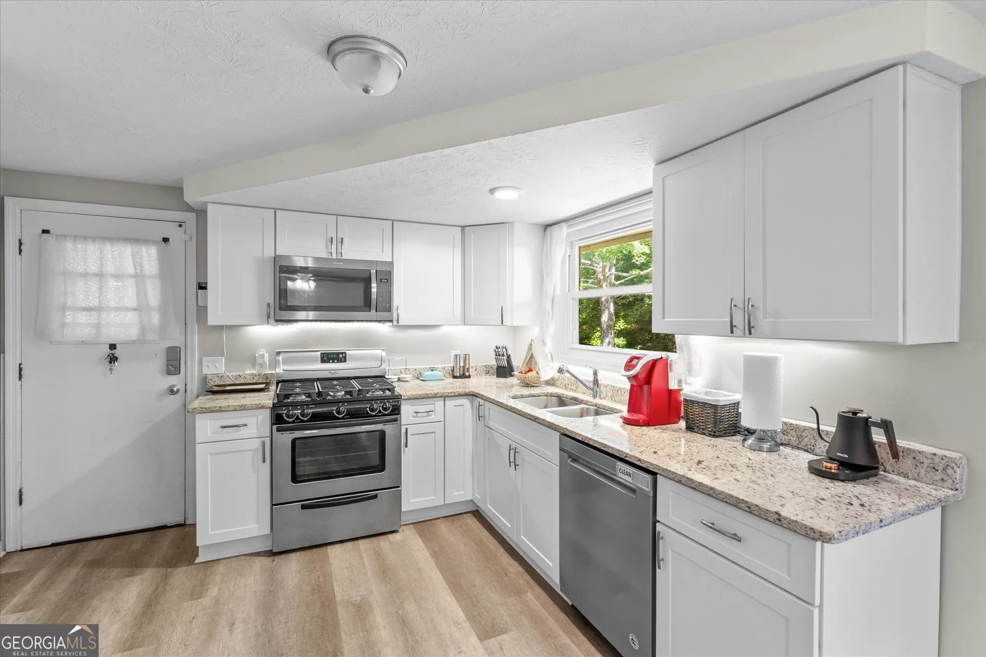 6366 Pine Frost Dr — photo 11 of 40
