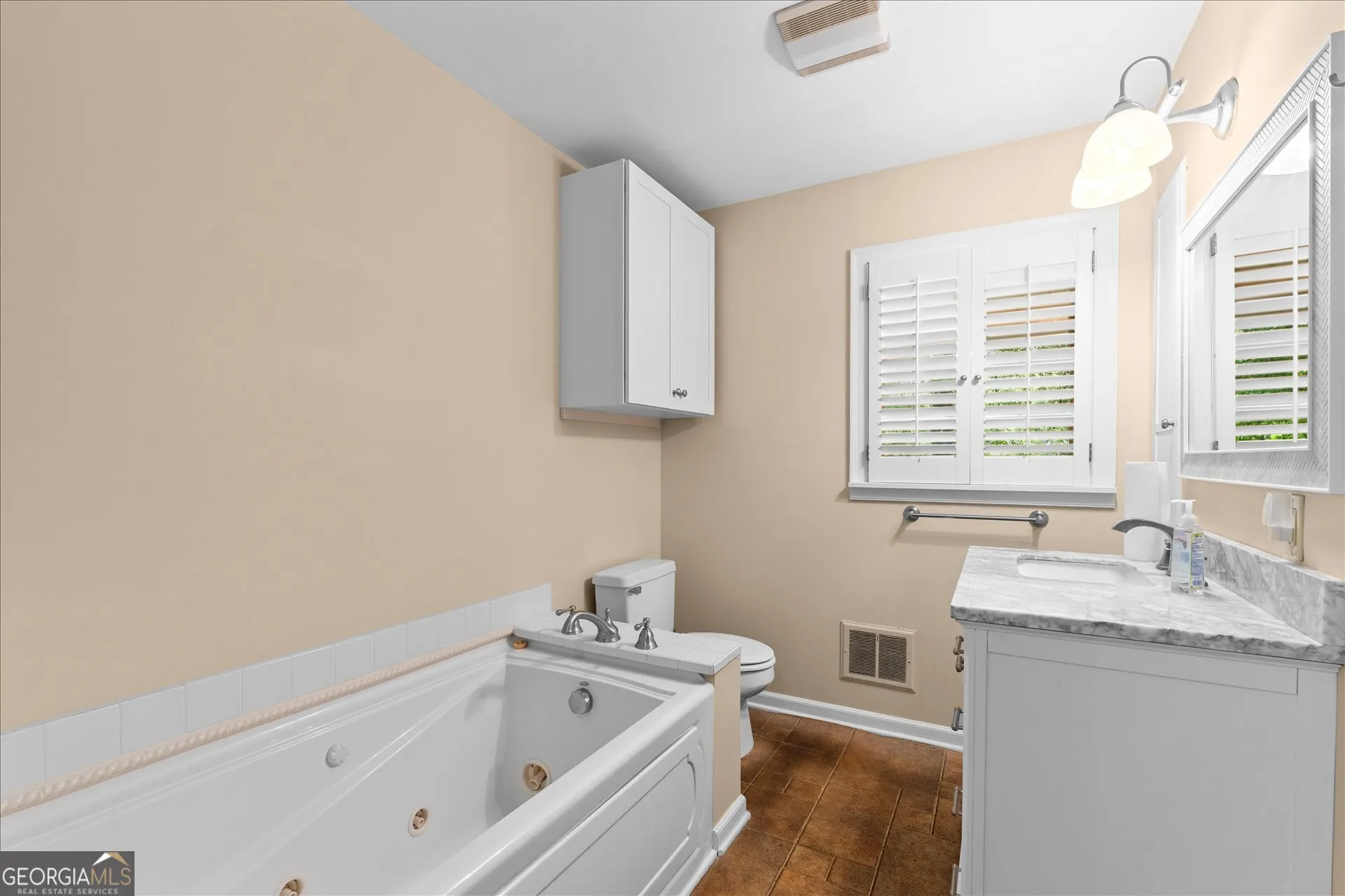 206 Ridley Dr — photo 10 of 36