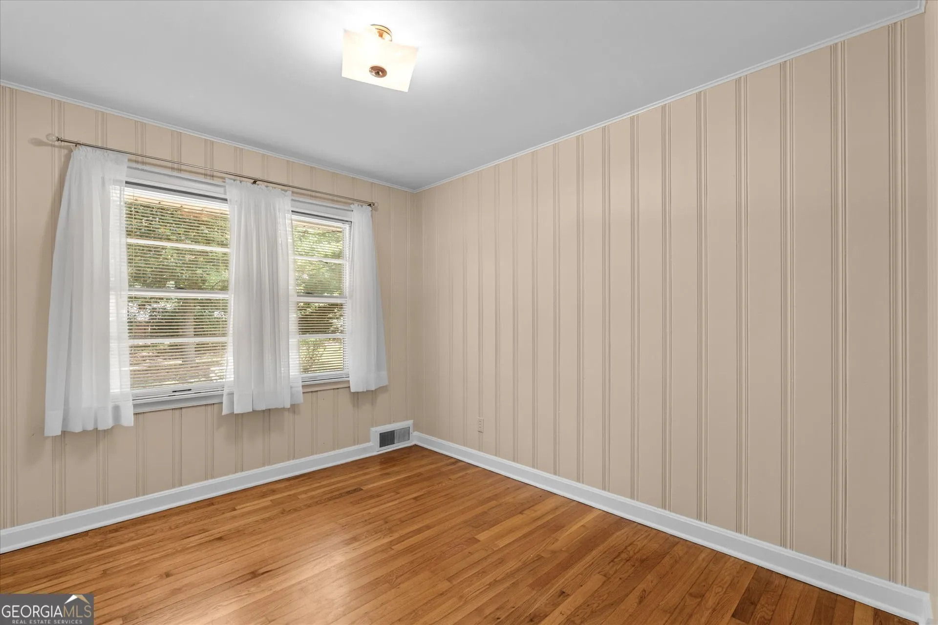 206 Ridley Dr — photo 15 of 36