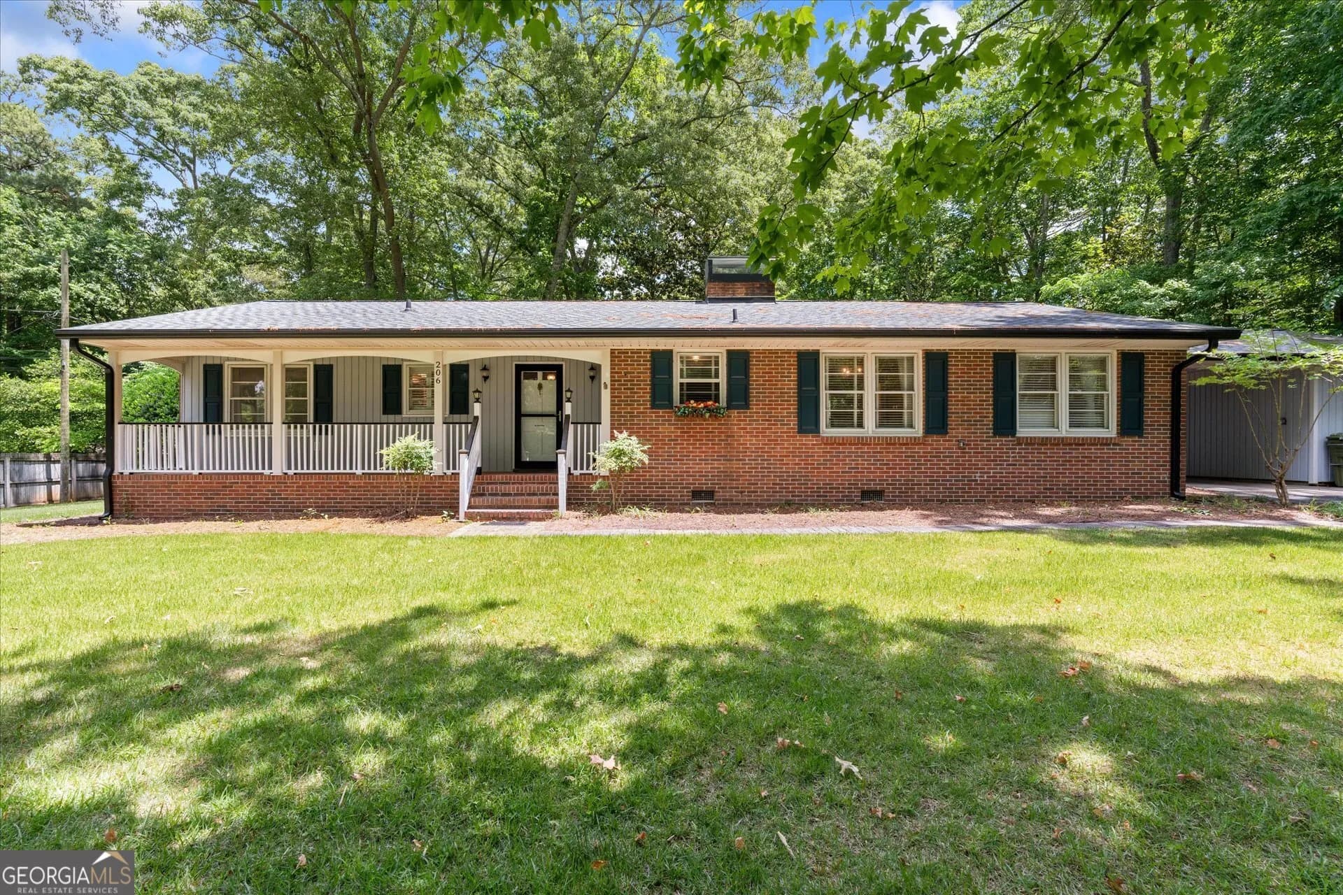 206 Ridley Dr, Carrollton