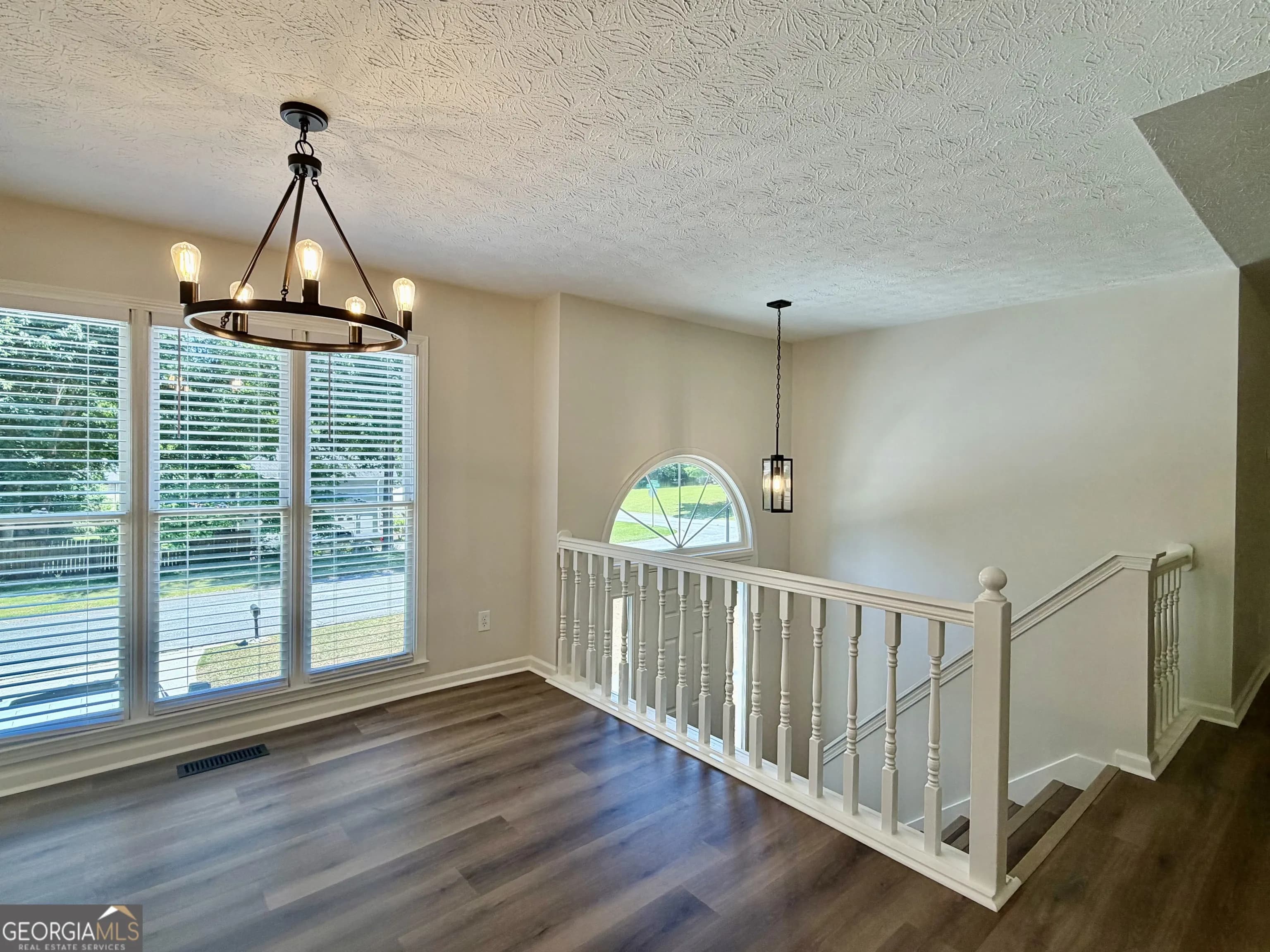507 Legacy Park Ln — photo 6 of 48