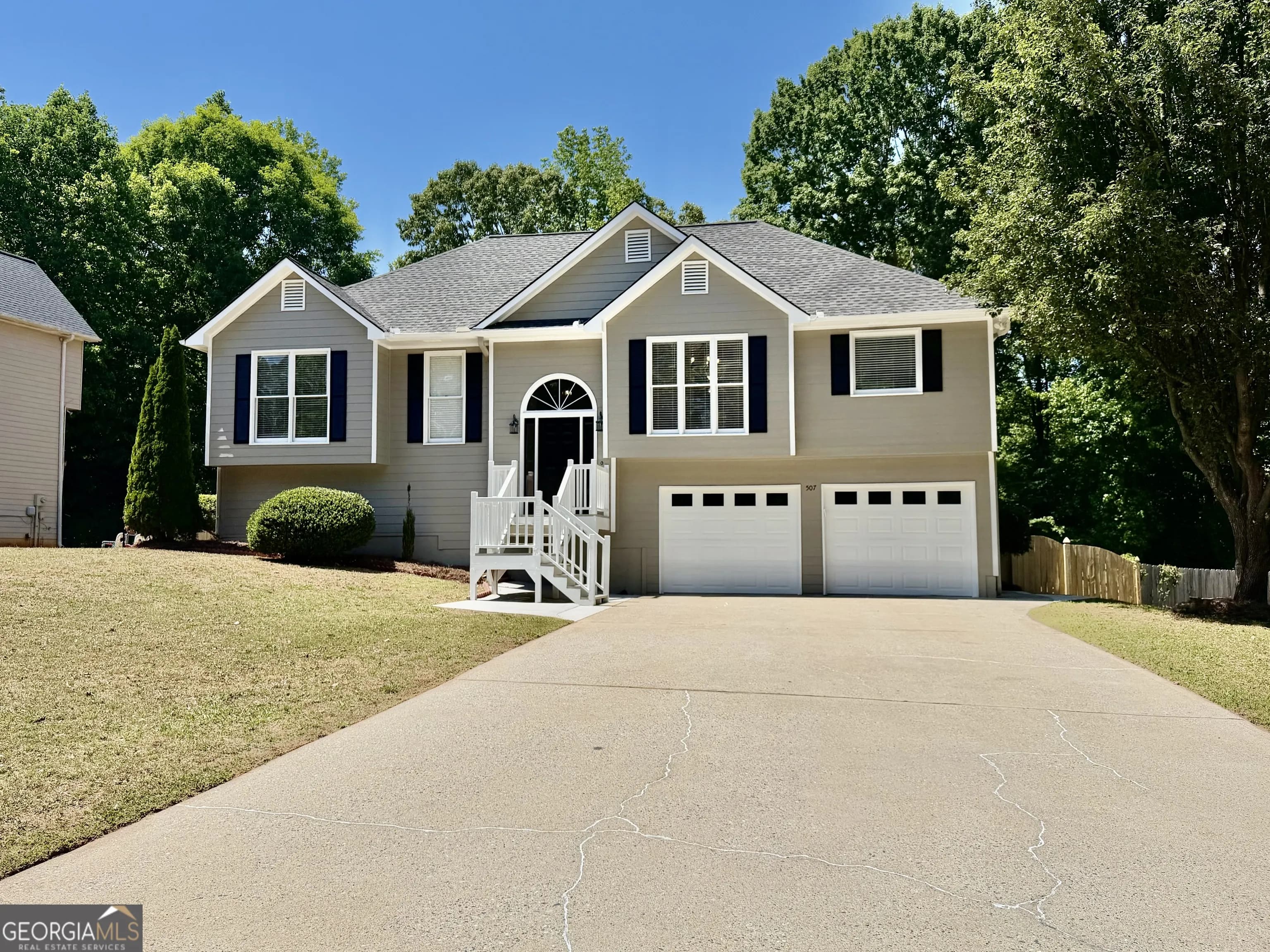 507 Legacy Park Ln, Powder Springs