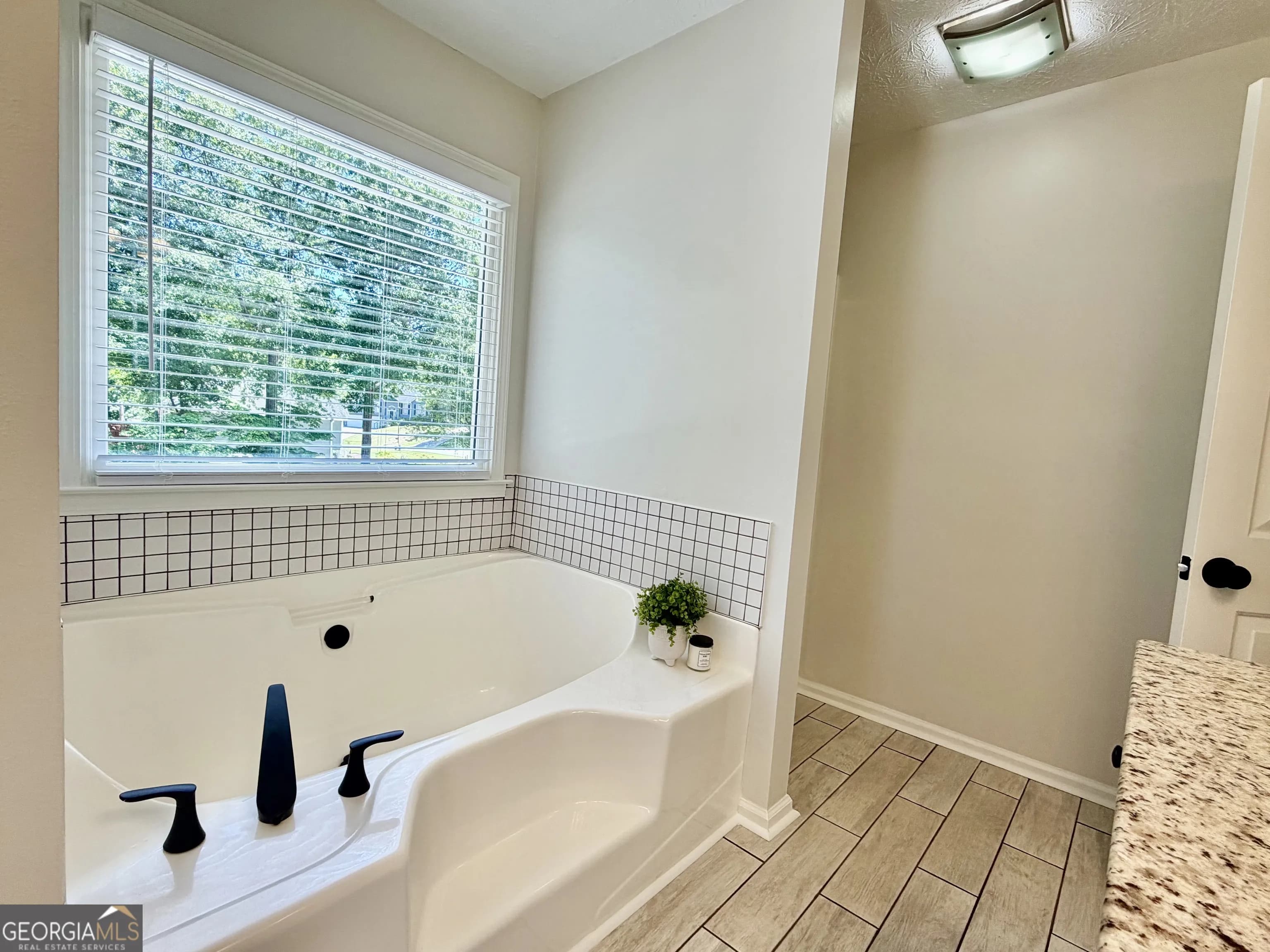 507 Legacy Park Ln — photo 18 of 48