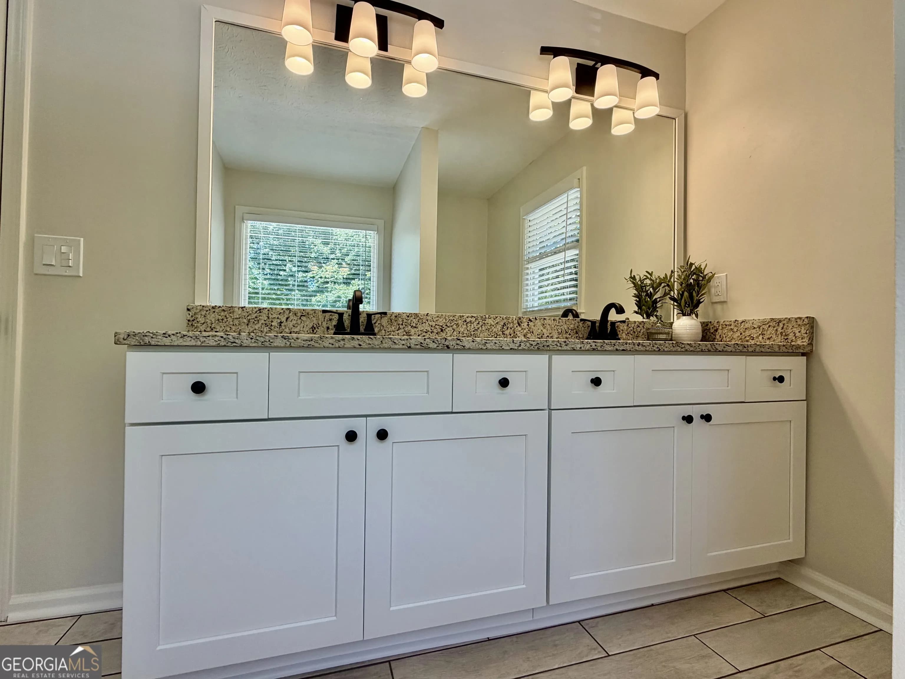 507 Legacy Park Ln — photo 12 of 48