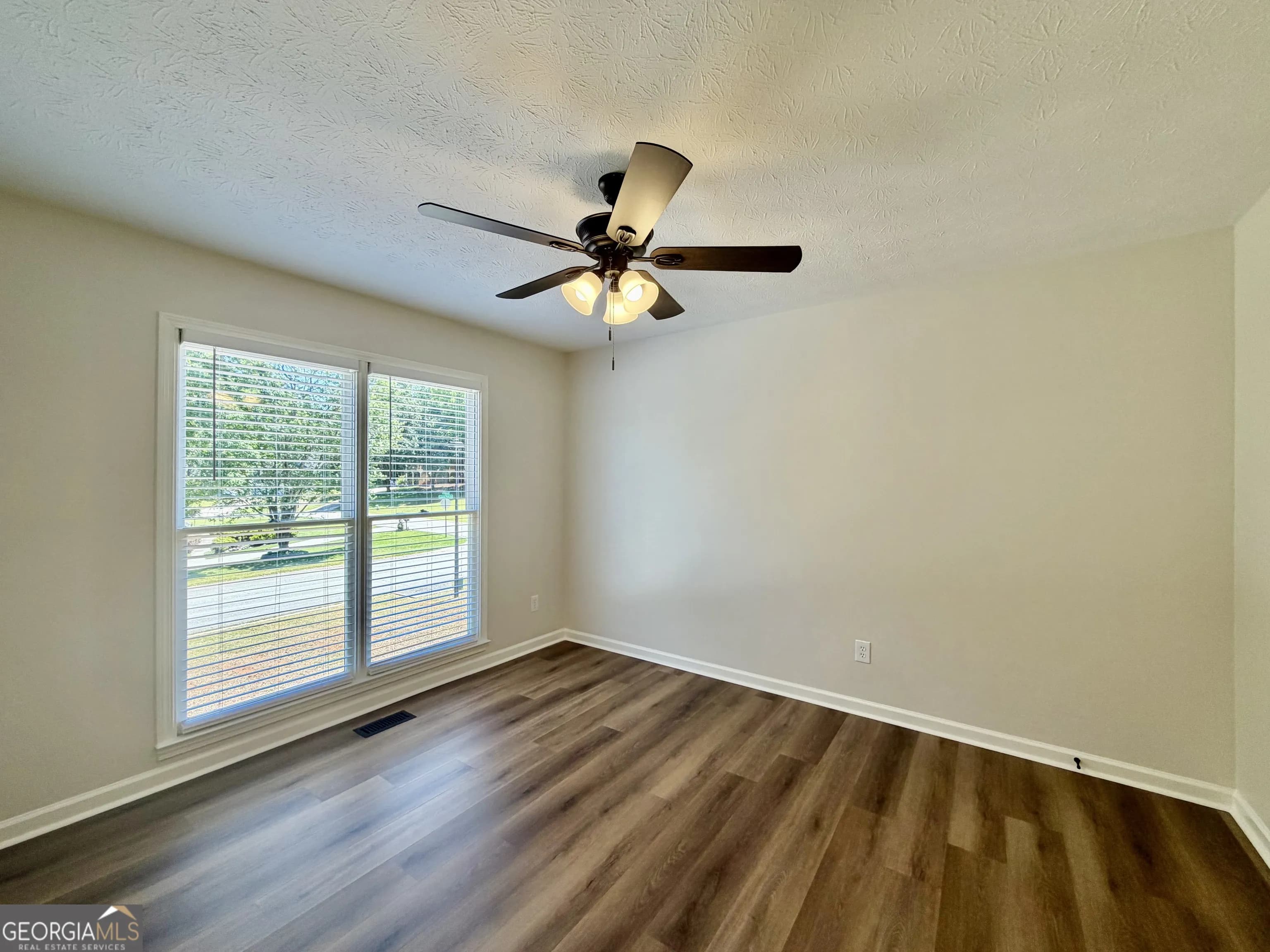 507 Legacy Park Ln — photo 25 of 48