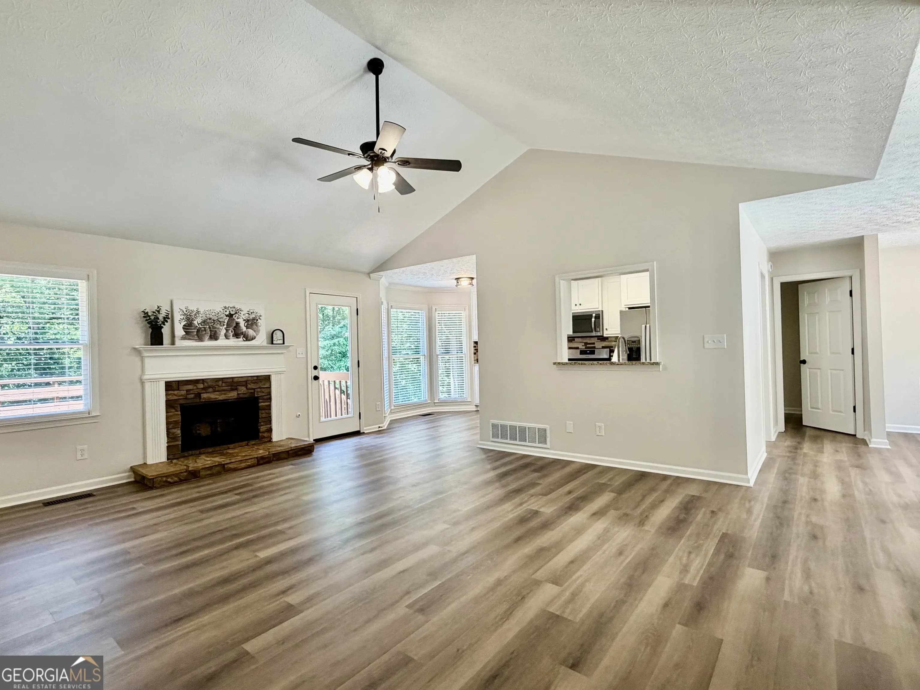 507 Legacy Park Ln — photo 3 of 48