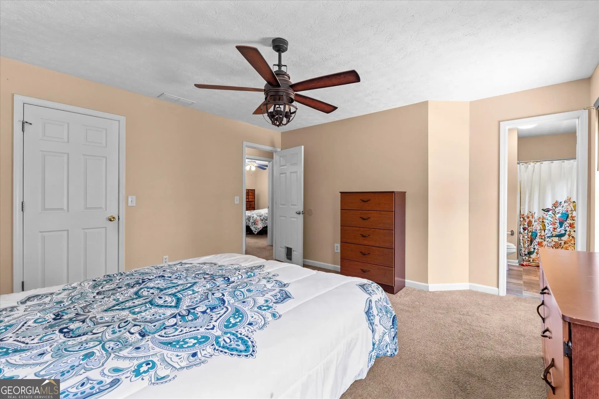 105 Hawk Ln — photo 9 of 39