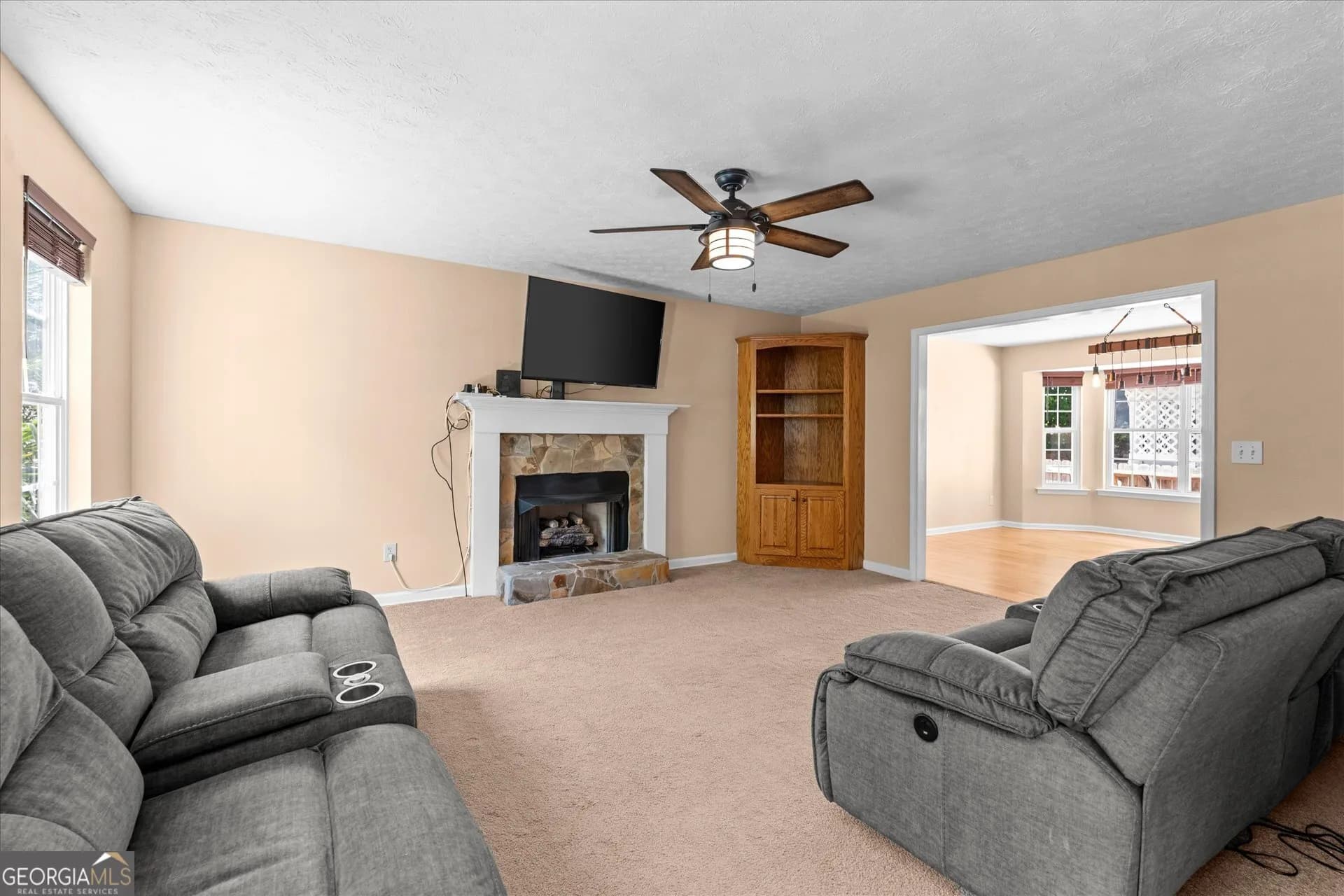 105 Hawk Ln — photo 35 of 39