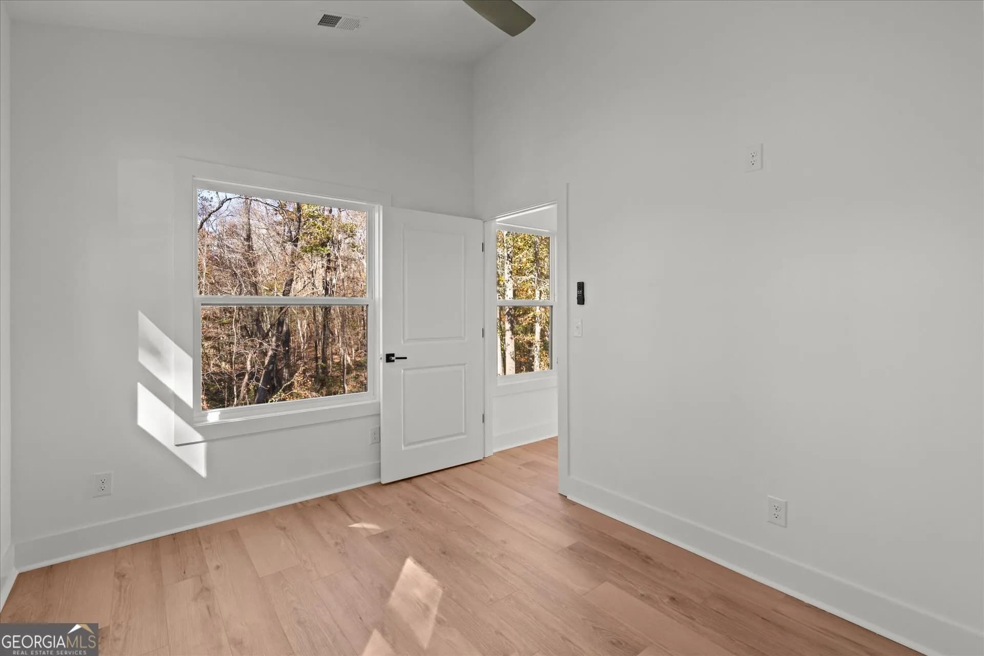 752 Crystal Bay Rd — photo 17 of 60
