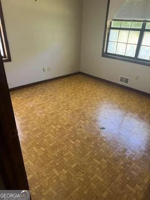 8176 Ridge Rd — photo 4 of 20