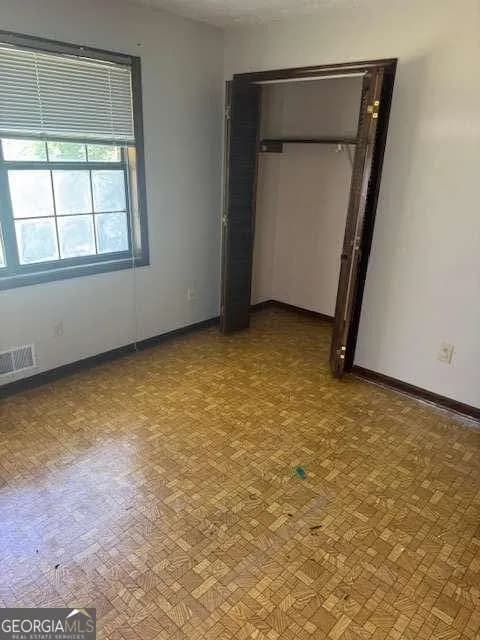 8176 Ridge Rd — photo 5 of 20