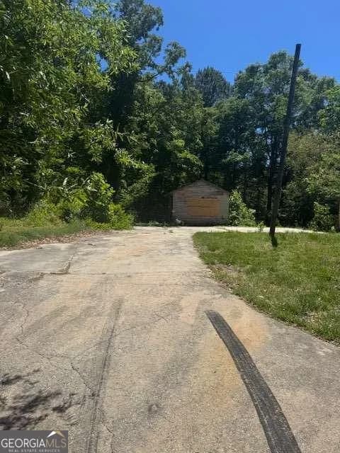 8176 Ridge Rd — photo 18 of 20