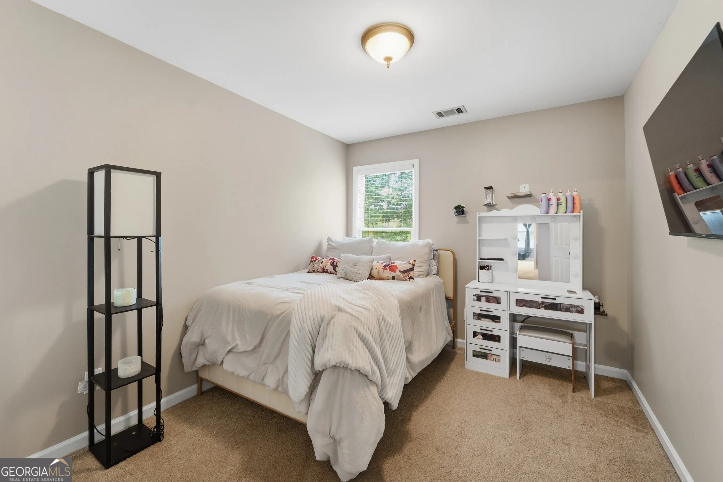 93 Treadstone Ln — photo 15 of 48