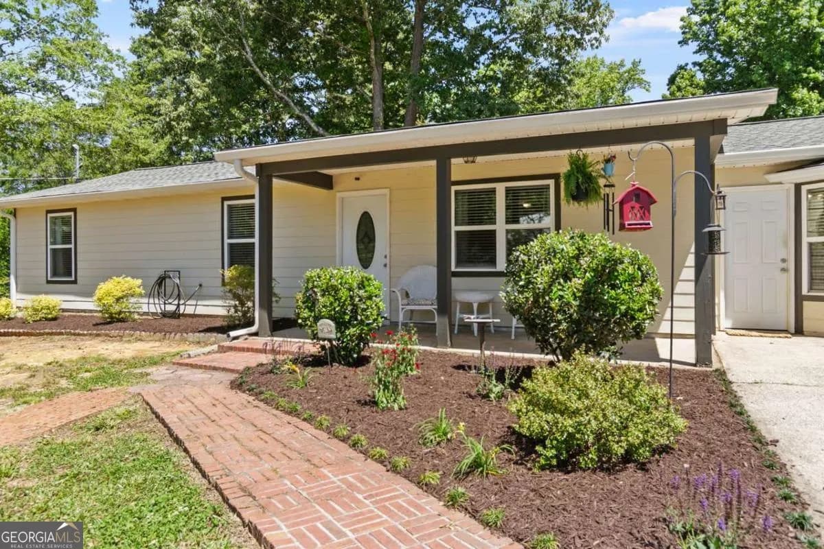 28 Rose Ct — photo 2 of 48