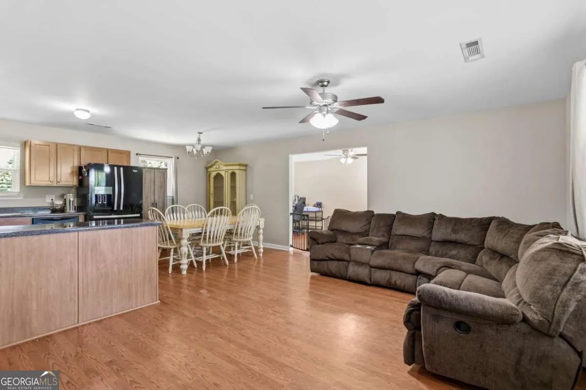 28 Rose Ct — photo 47 of 48