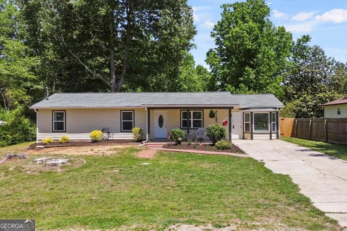 28 Rose Ct, Powder Springs
