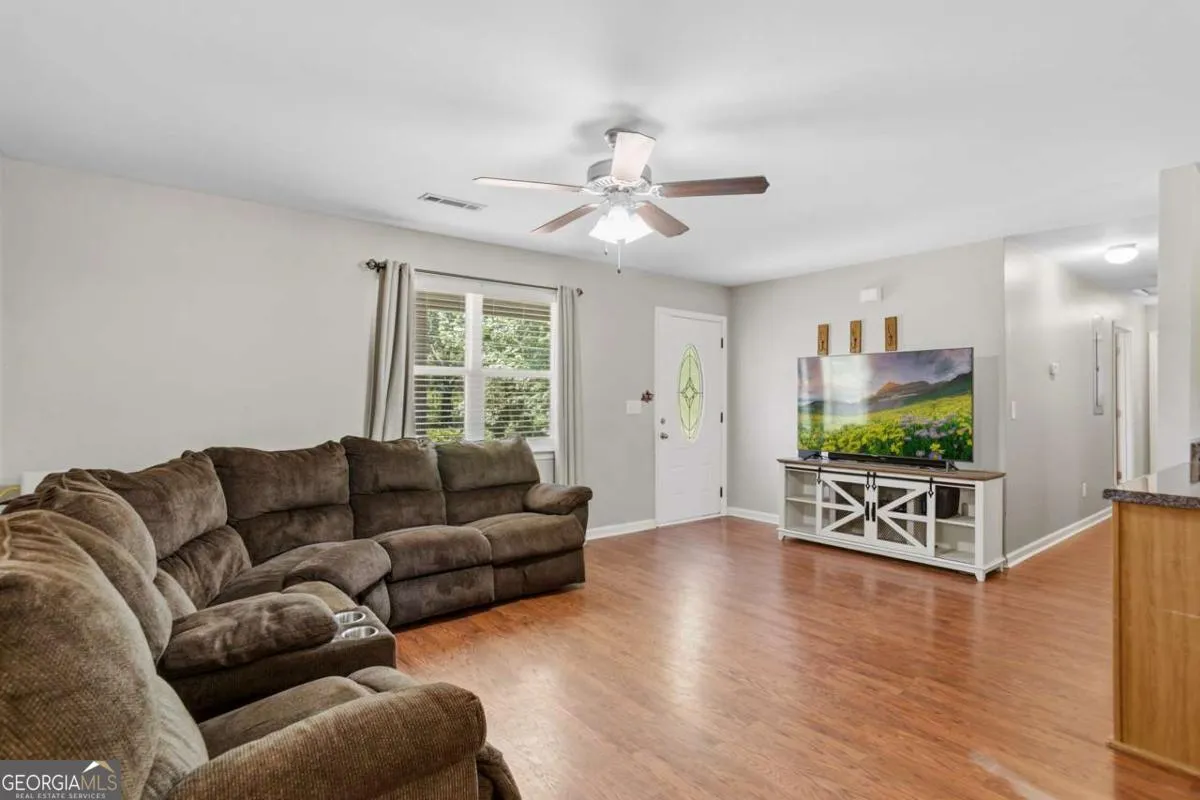 28 Rose Ct — photo 4 of 48