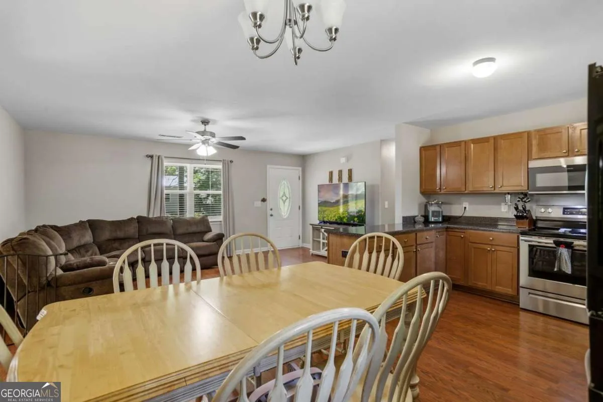 28 Rose Ct — photo 7 of 48