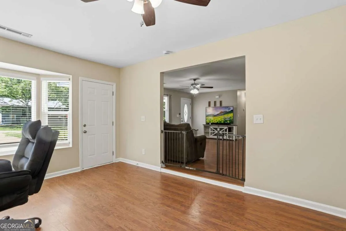 28 Rose Ct — photo 16 of 48