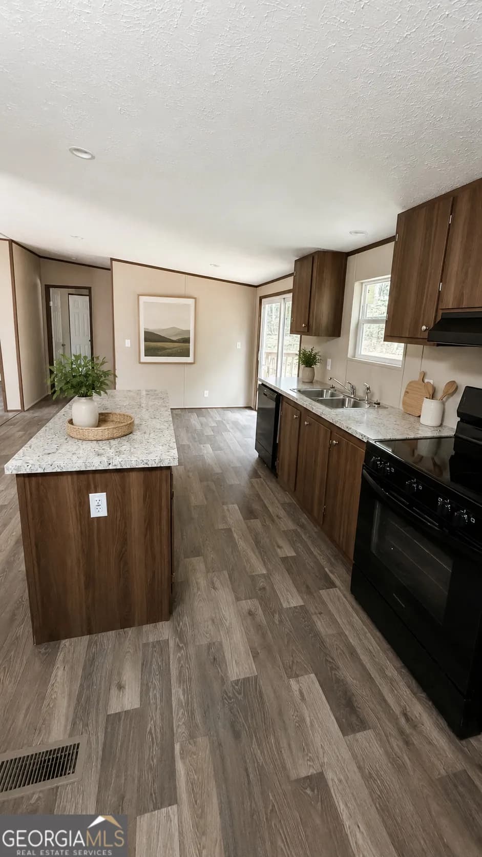 48 Martin St — photo 7 of 14