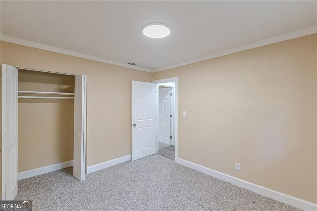 8591 Chestnut Ln — photo 23 of 40