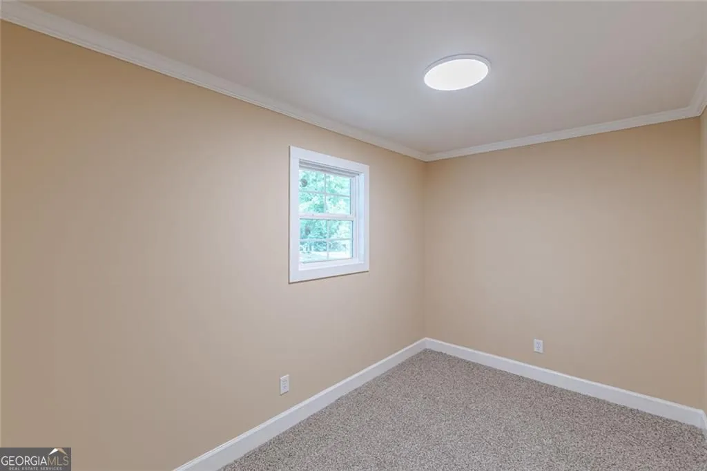 8591 Chestnut Ln — photo 19 of 40
