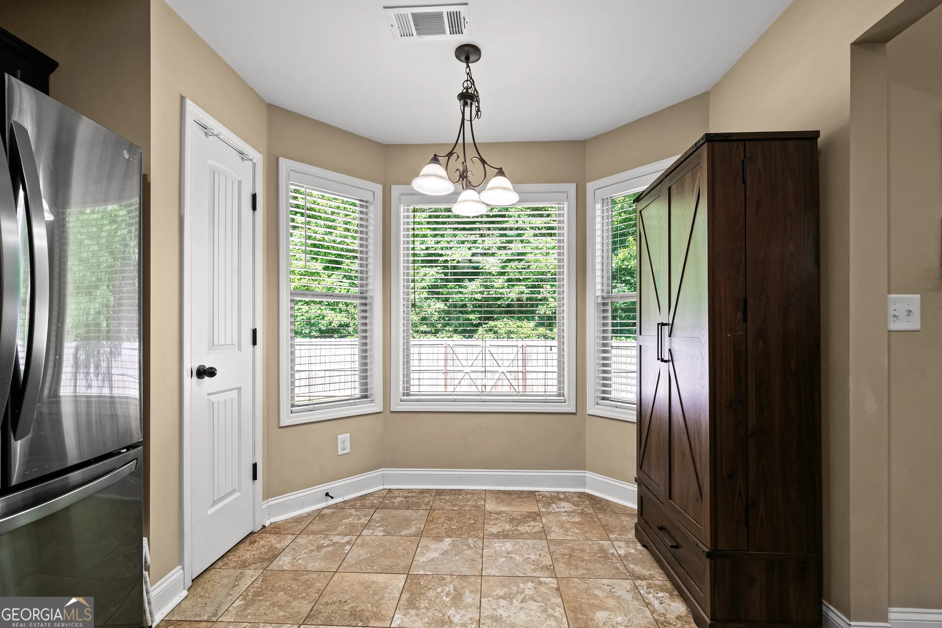206 Jackson Farms Dr — photo 11 of 35