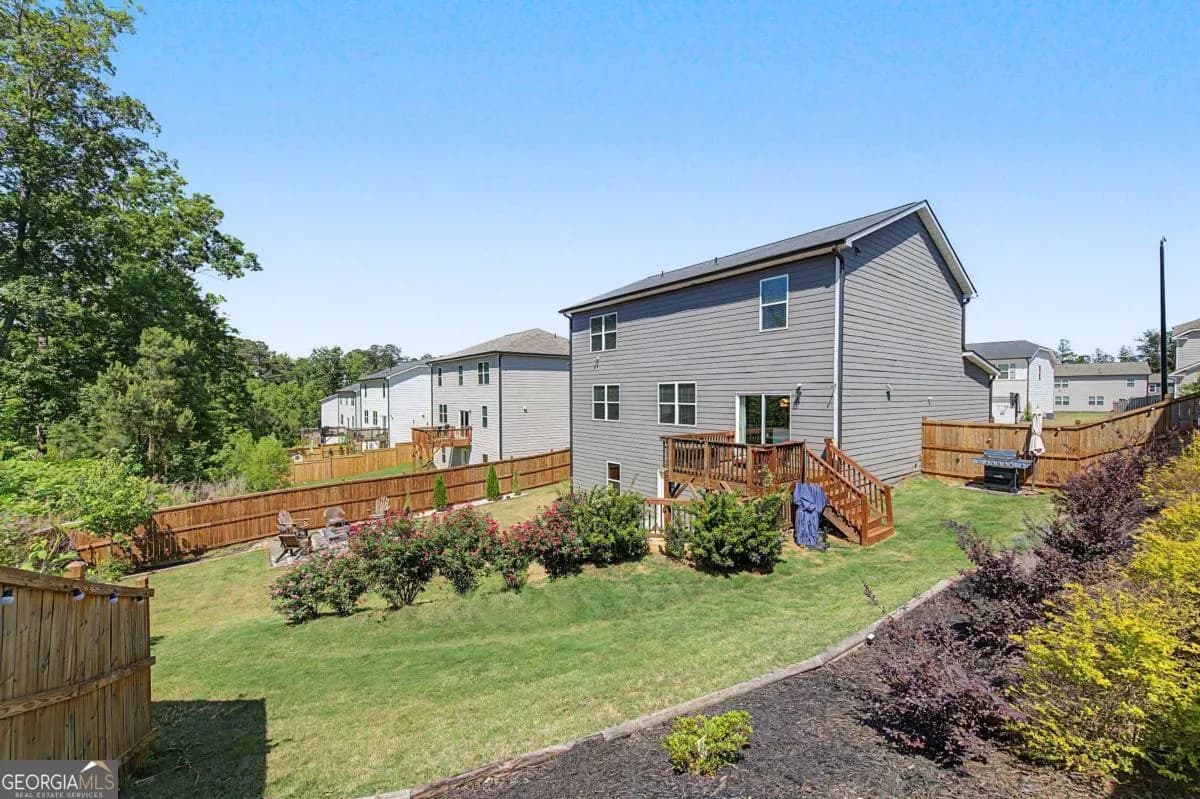 215 Summit Pointe Dr — photo 37 of 53