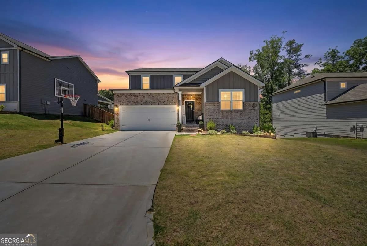 215 Summit Pointe Dr — photo 2 of 53